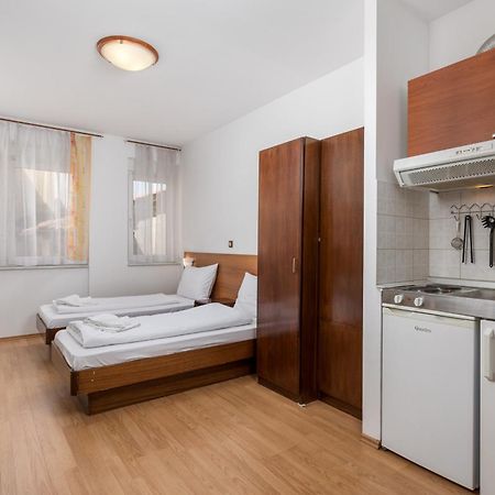 Apartments Liburnija Опатия Экстерьер фото