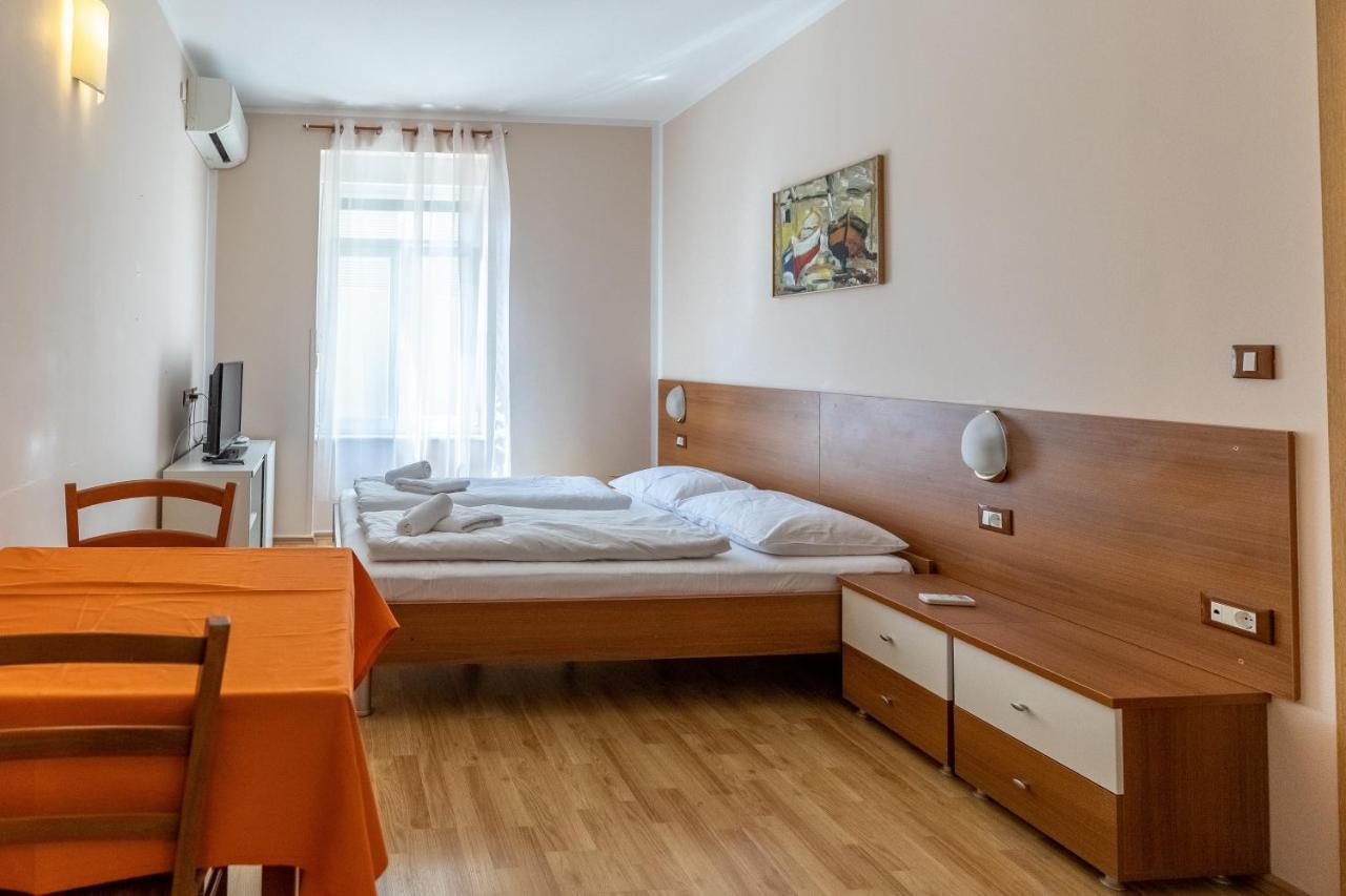 Apartments Liburnija Опатия Экстерьер фото