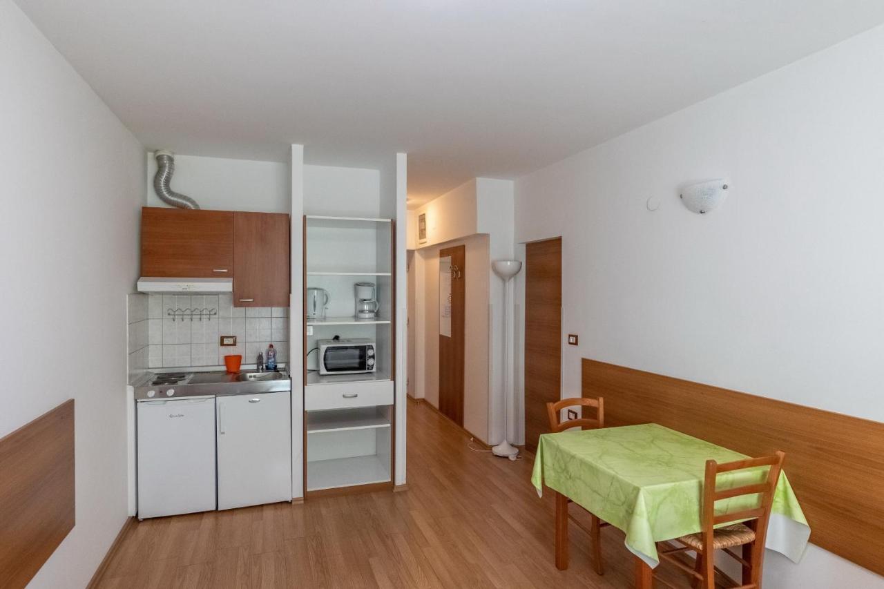 Apartments Liburnija Опатия Экстерьер фото