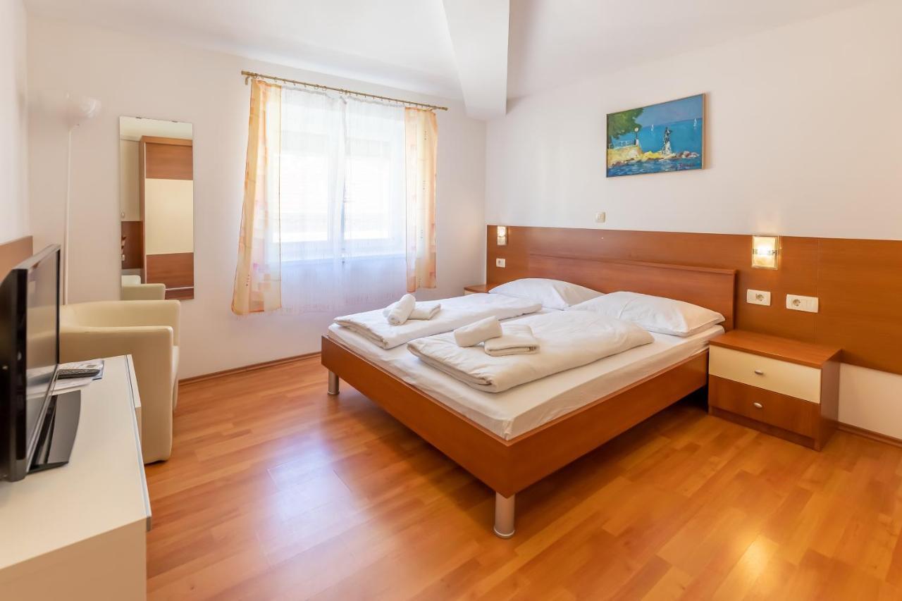 Apartments Liburnija Опатия Экстерьер фото