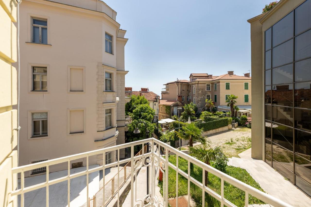 Apartments Liburnija Опатия Экстерьер фото