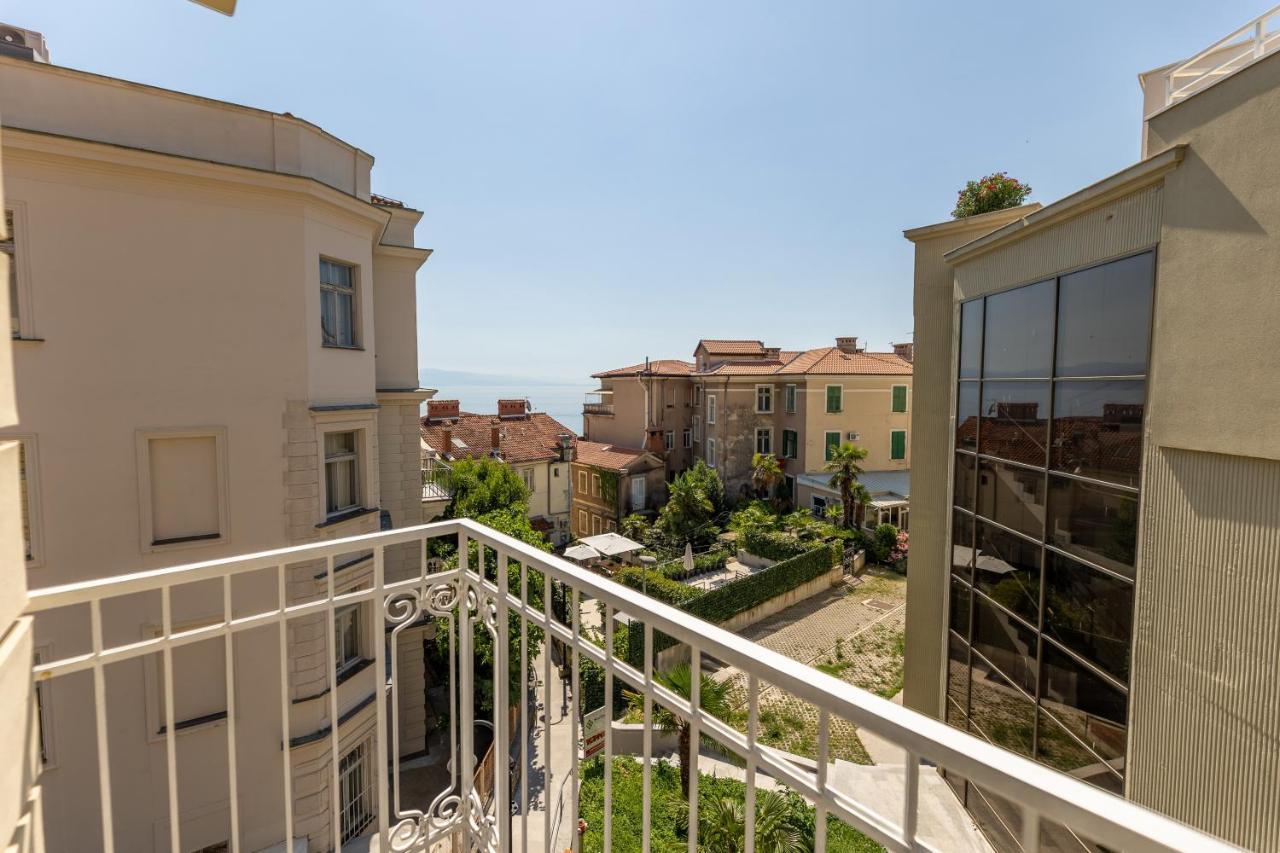 Apartments Liburnija Опатия Экстерьер фото