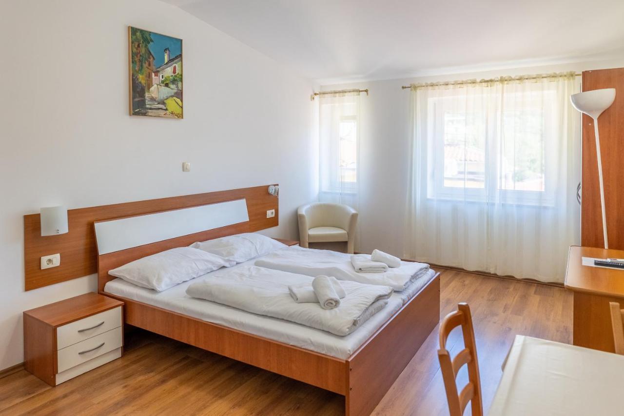 Apartments Liburnija Опатия Экстерьер фото